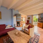 Reetdachhaus Mit Schwimmteich In Krienke - Barrierefrei, Sauna & Kamin