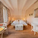 Reetdachhaus Mit Schwimmteich In Krienke - Barrierefrei, Sauna & Kamin 別荘