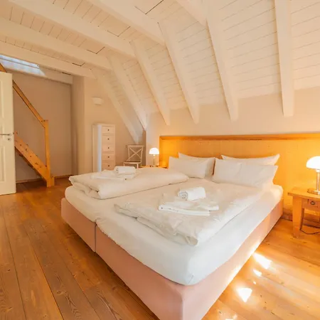 Holiday home Reetdachhaus Mit Schwimmteich In Krienke *
