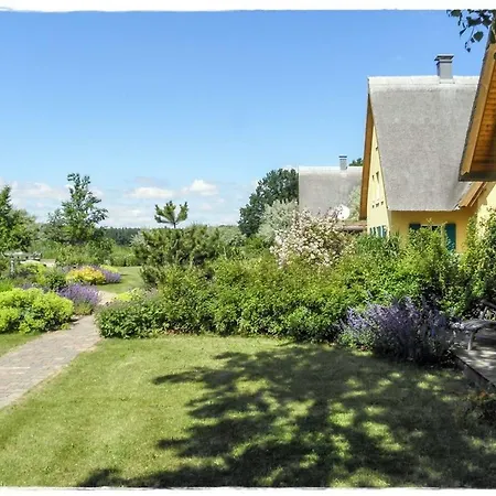 Reetdachhaus Mit Schwimmteich In Krienke - Barrierefrei, Sauna & Kamin * Rankwitz