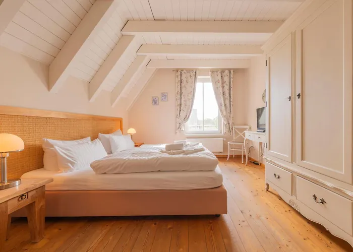 Reetdachhaus Mit Schwimmteich In Krienke Prázdninový dům Rankwitz